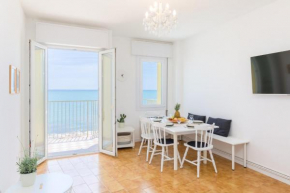 Appartamento in posizione centrale con vista mare e parcheggio Caorle